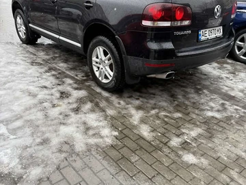 Авто Volkswagen Touareg 2010 № 8509421