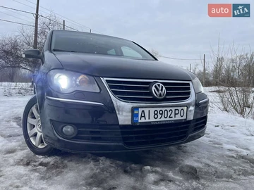 Авто Volkswagen Touran 2007 № 8509737