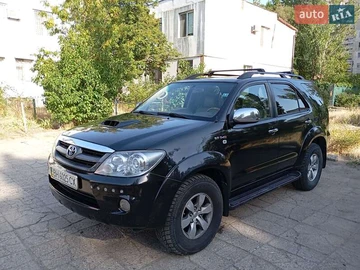 Авто Toyota Fortuner 2006 № 8509774