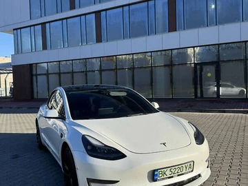Авто Tesla Model 3 2022 № 8509913