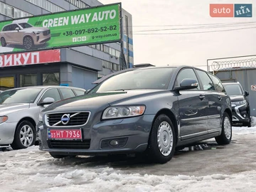 Авто Volvo V50 2011 № 8510183