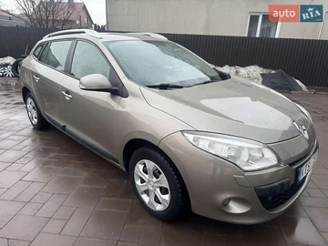 Авто Renault Megane 2010 № 8510609