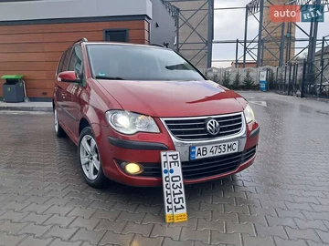 Авто Volkswagen Touran 2008 № 8510662