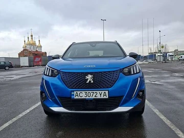 Авто Peugeot E-2008 2022 № 8510897
