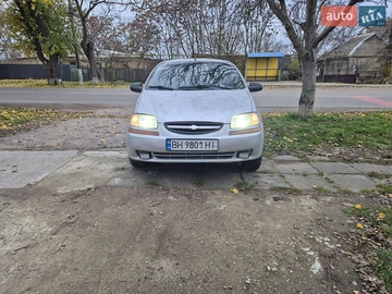 Авто Chevrolet Aveo 2003 № 8510982