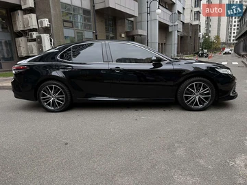 Авто Toyota Camry 2023 № 8511040