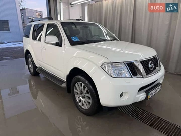 Авто Nissan Pathfinder 2011 № 8511099