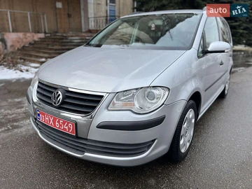 Авто Volkswagen Touran 2007 № 8511120