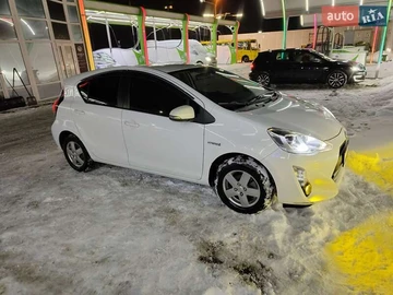 Авто Toyota Aqua 2015 № 8511928