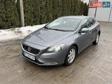 Авто Volvo V40 2016 № 8511933