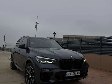 Авто BMW X5 2018 № 8512040
