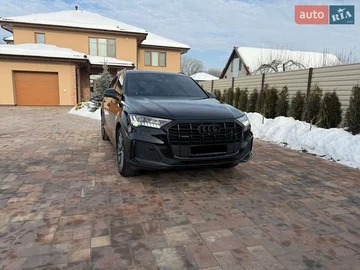 Авто Audi Q7 2021 № 8512041
