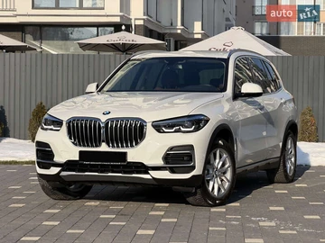 Авто BMW X5 2023 № 8512042