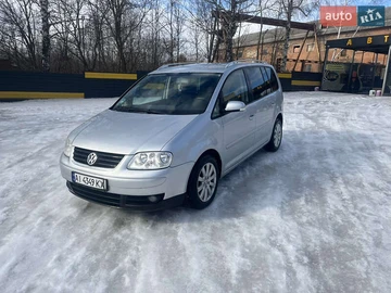 Авто Volkswagen Touran 2004 № 8512122