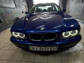 Авто BMW 5 Series 2001 № 8513062
