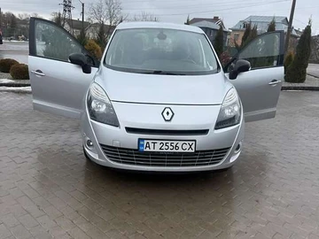 Авто Renault Grand Scenic 2011 № 8513116