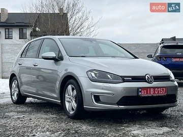 Авто Volkswagen E-Golf 2016 № 8513134
