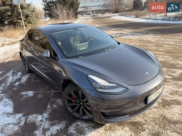 Авто Tesla Model 3 2019 № 8513291