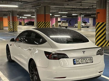 Авто Tesla Model 3 2020 № 8513296