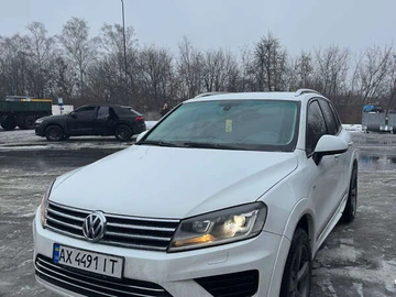 Авто Volkswagen Touareg 2013 № 8513839