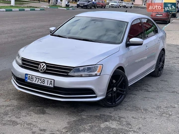 Авто Volkswagen Jetta 2015 № 8514068
