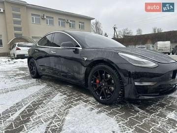 Авто Tesla Model 3 2018 № 8514131