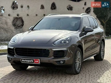 Авто Porsche Cayenne 2016 № 8514146