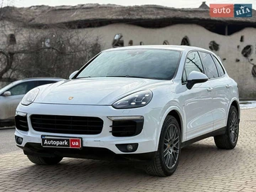 Авто Porsche Cayenne 2017 № 8514150