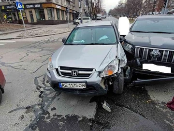 Авто Honda Cr-V 2002 № 8514217