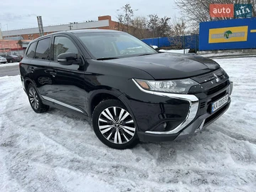 Авто Mitsubishi Outlander 2019 № 8514687
