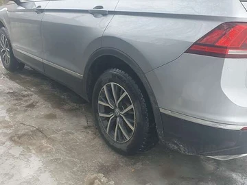 Авто Volkswagen Tiguan 2019 № 8514764
