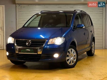 Авто Volkswagen Touran 2008 № 8514933
