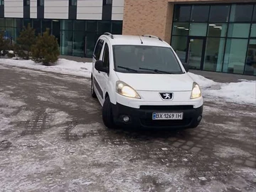 Авто Peugeot Partner 2008 № 8515364