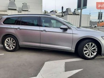 Авто Volkswagen Passat 2018 № 8515561