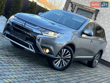 Авто Mitsubishi Outlander 2020 № 8515633