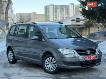 Авто Volkswagen Touran 2009 № 8515873