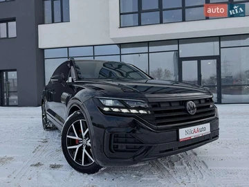 Авто Volkswagen Touareg 2018 № 8516111