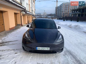 Авто Tesla Model Y 2024 № 8516158