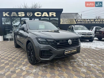Авто Volkswagen Touareg 2019 № 8516304