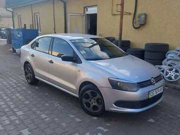 Авто Volkswagen Polo 2011 № 8516437