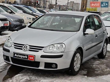 Авто Volkswagen Golf 2004 № 8516565