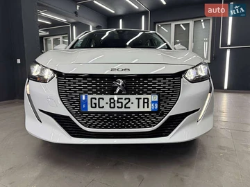 Авто Peugeot E-208 2021 № 8516701