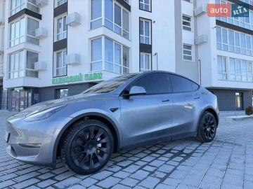 Авто Tesla Model Y 2024 № 8516942