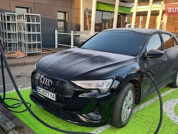 Авто Audi E-Tron S 2021 № 8516947
