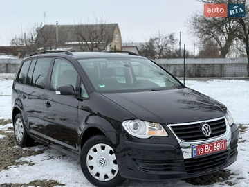 Авто Volkswagen Touran 2007 № 8517039