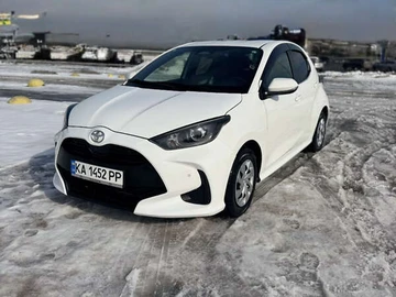 Авто Toyota Yaris 2024 № 8517149