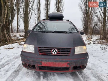 Авто Volkswagen Sharan 2002 № 8517947