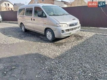 Авто Hyundai H-1 2005 № 8517956