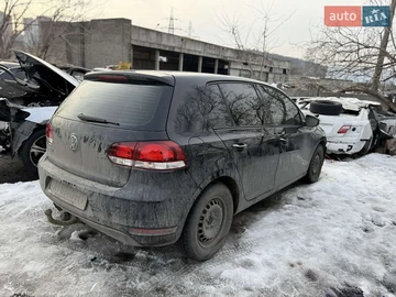 Авто Volkswagen Golf 2012 № 8518001