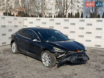 Авто Tesla Model 3 2019 № 8518179